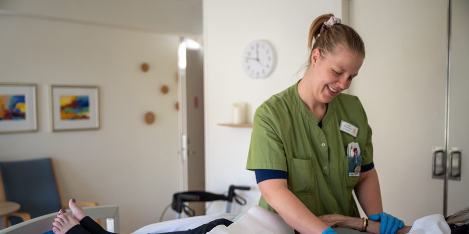 Billede af hospice fysioterapeut Camilla Friis Bjergstrøm.